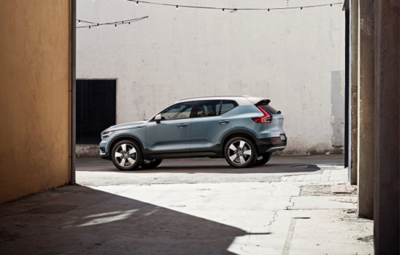  Volvo XC40