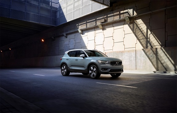  Volvo XC40