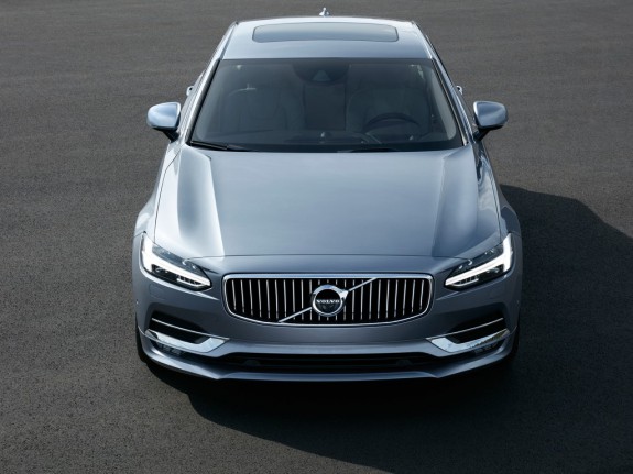  Volvo S90