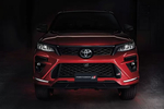 Внедорожник Toyota Fortuner нового поколения: первая информация
