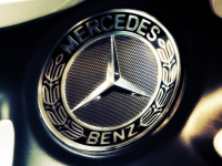    1 166  Mercedes-Benz