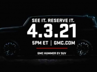 GMC показала силуэт внедорожника Hummer EV