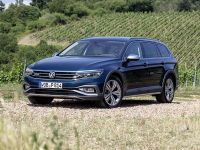Volkswagen представил Passat Alltrack для российского рынка