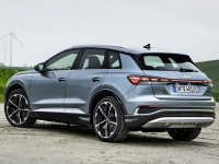   :    Audi Q4 e-tron   