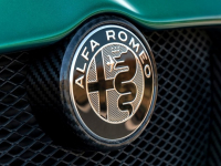 Модели Quadrifoglio останутся: Alfa Romeo намерена выпускать «горячие» электромобили