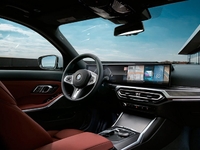 Автомобили BMW в 2023 г. начнут работать на Android