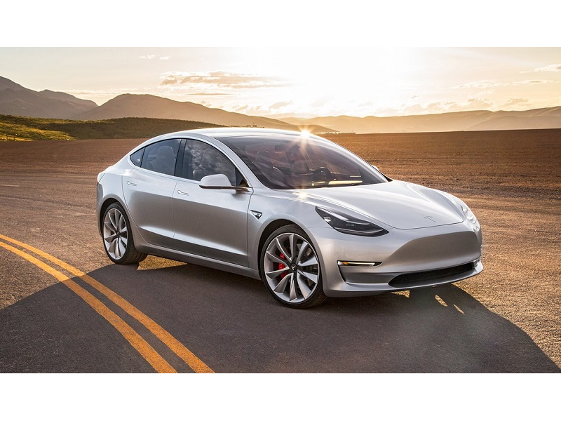 Tesla Model 3     